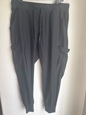 Woman’s Scrub Black Drawstring Cargo Jogger pants